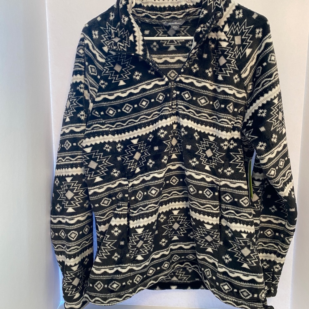 *NWT* Eddie Bauer 1/4 zip fleece pullover - size L